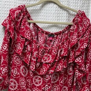 Vince Camuto Red and White Floral Ruffle Blouse